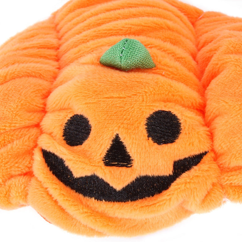 Cute pet hat designed as a wool pumpkin for Halloween cosplay, suitable for small dogs and cats.